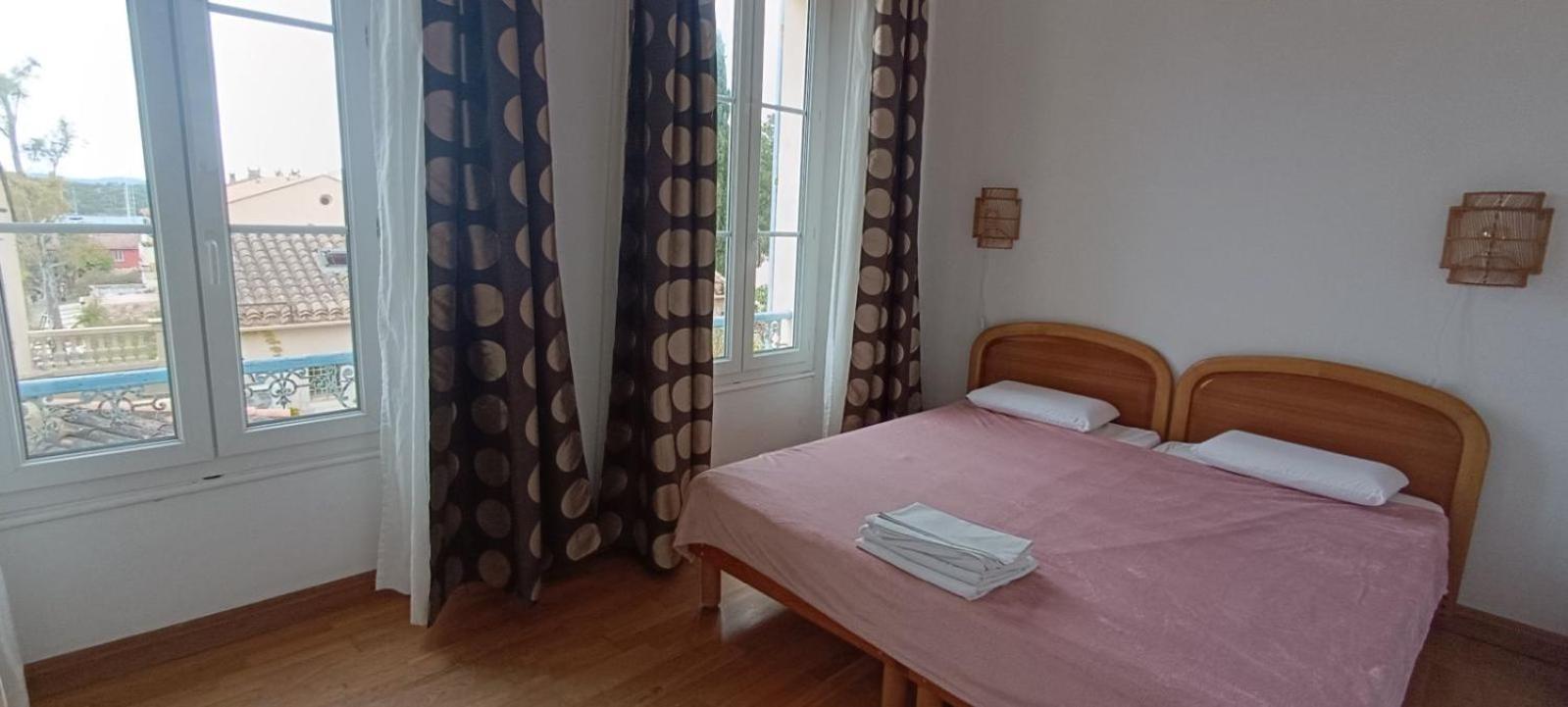 Le Clos Des Galejades Porquerolles Exterior photo
