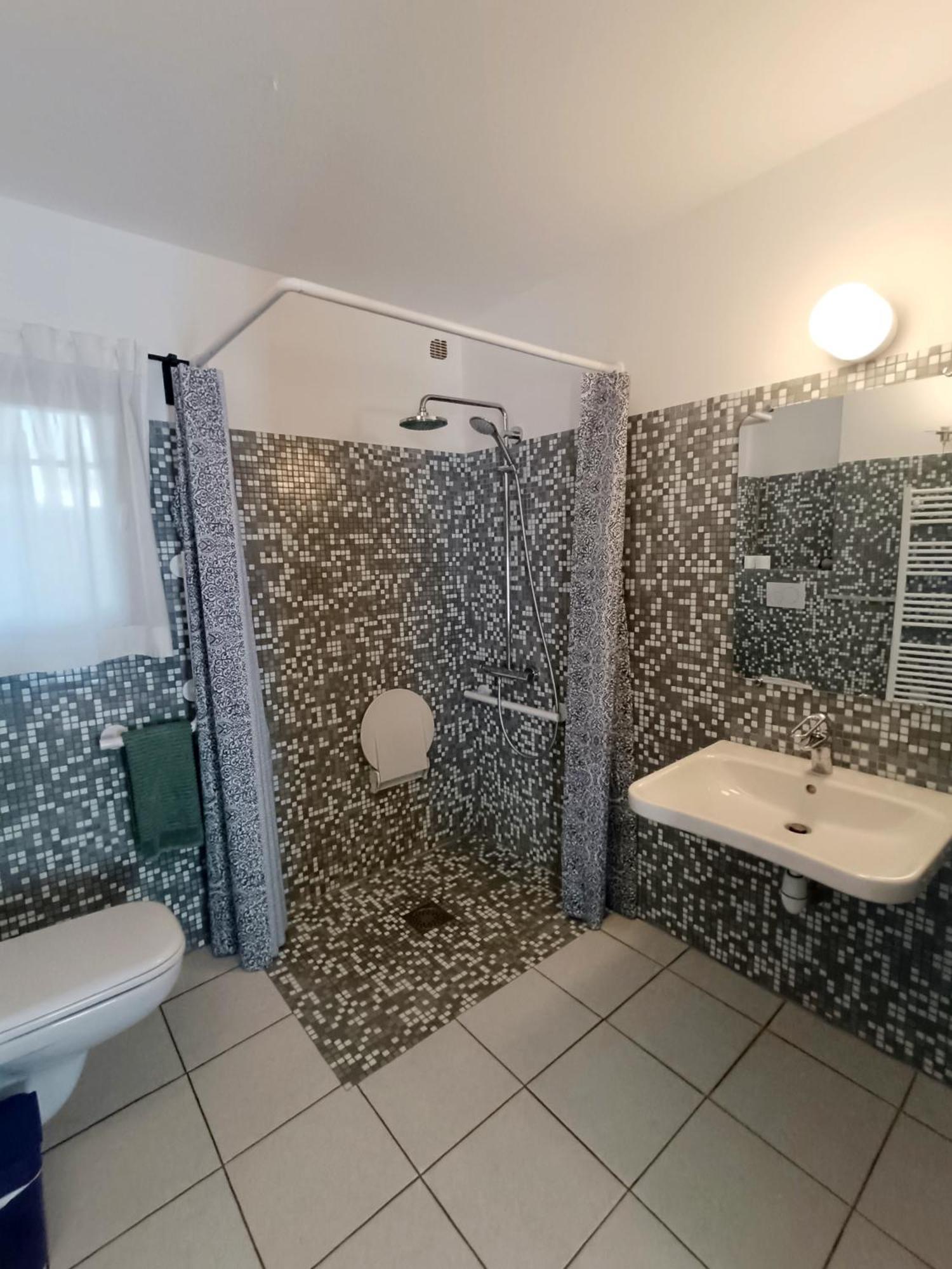 Le Clos Des Galejades Porquerolles Room photo